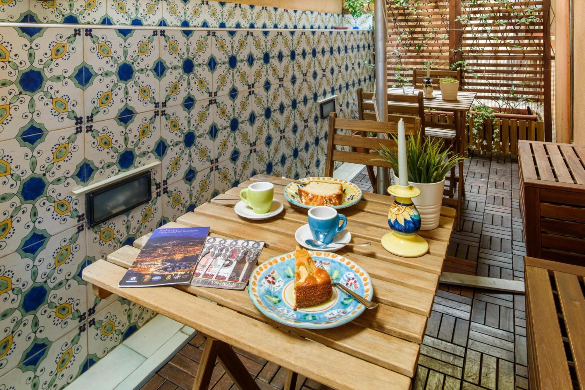 Bed and Breakfast Gli Archi Dei Diavoli Salerno Exterior foto