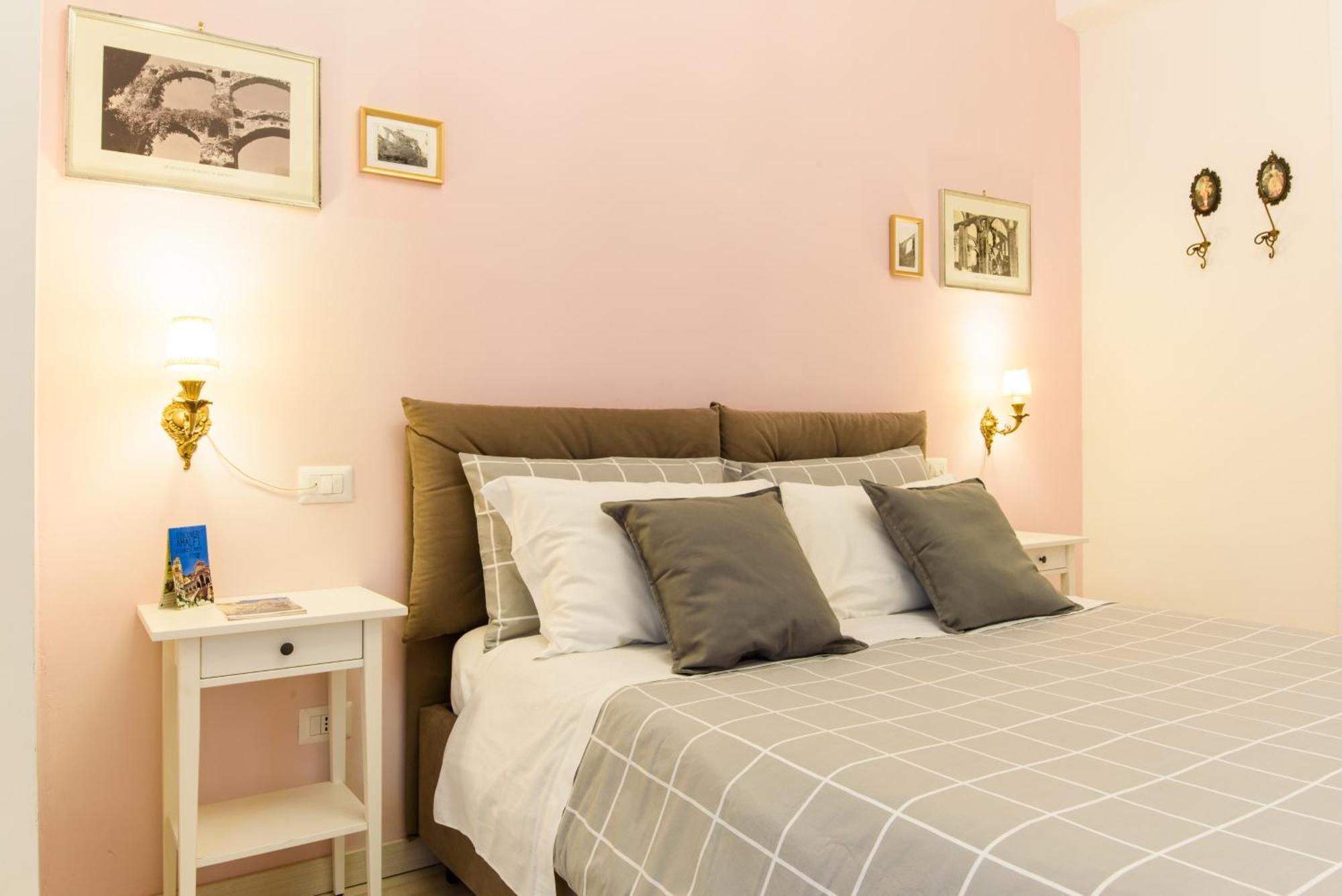 Bed and Breakfast Gli Archi Dei Diavoli Salerno Exterior foto